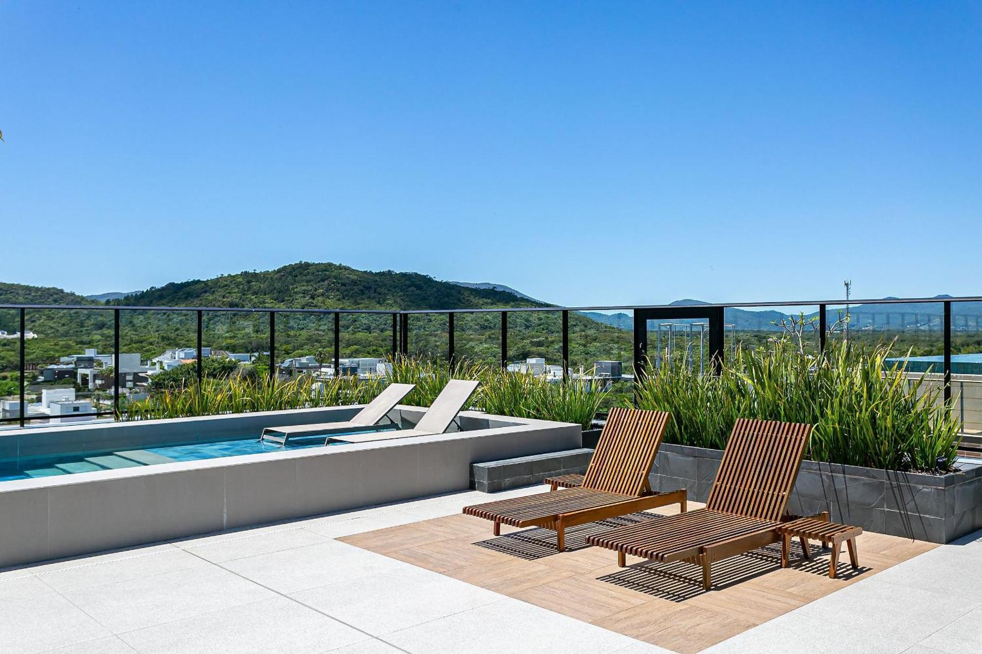 Novo, COMPLETO e Moderno em condomínio incrível no coração de Jurerê Internacional #JA15 Florianopolis Exterior foto