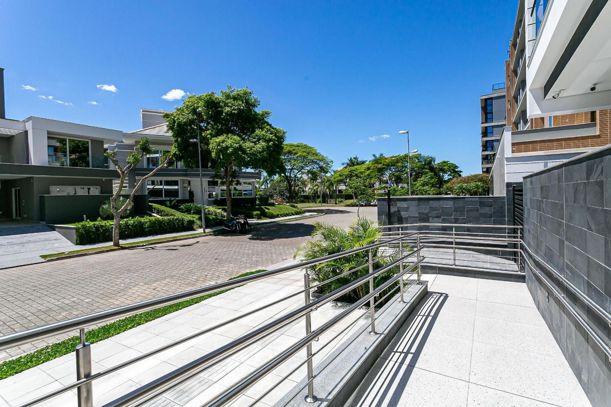 Novo, COMPLETO e Moderno em condomínio incrível no coração de Jurerê Internacional #JA15 Florianopolis Exterior foto
