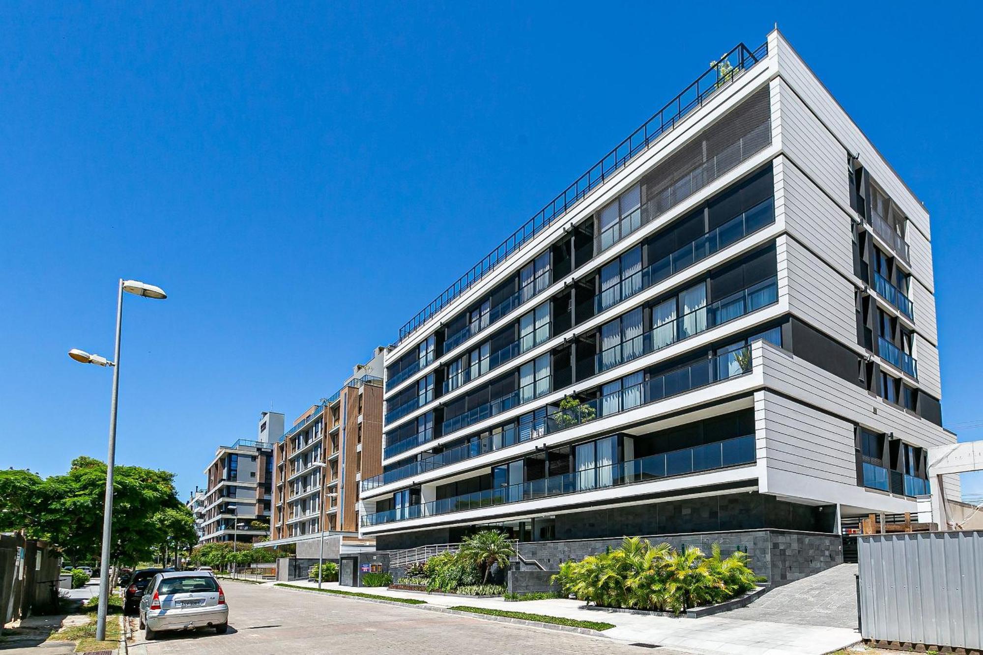 Novo, COMPLETO e Moderno em condomínio incrível no coração de Jurerê Internacional #JA15 Florianopolis Exterior foto
